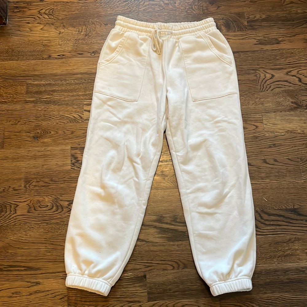 Universal Threads sweatpants